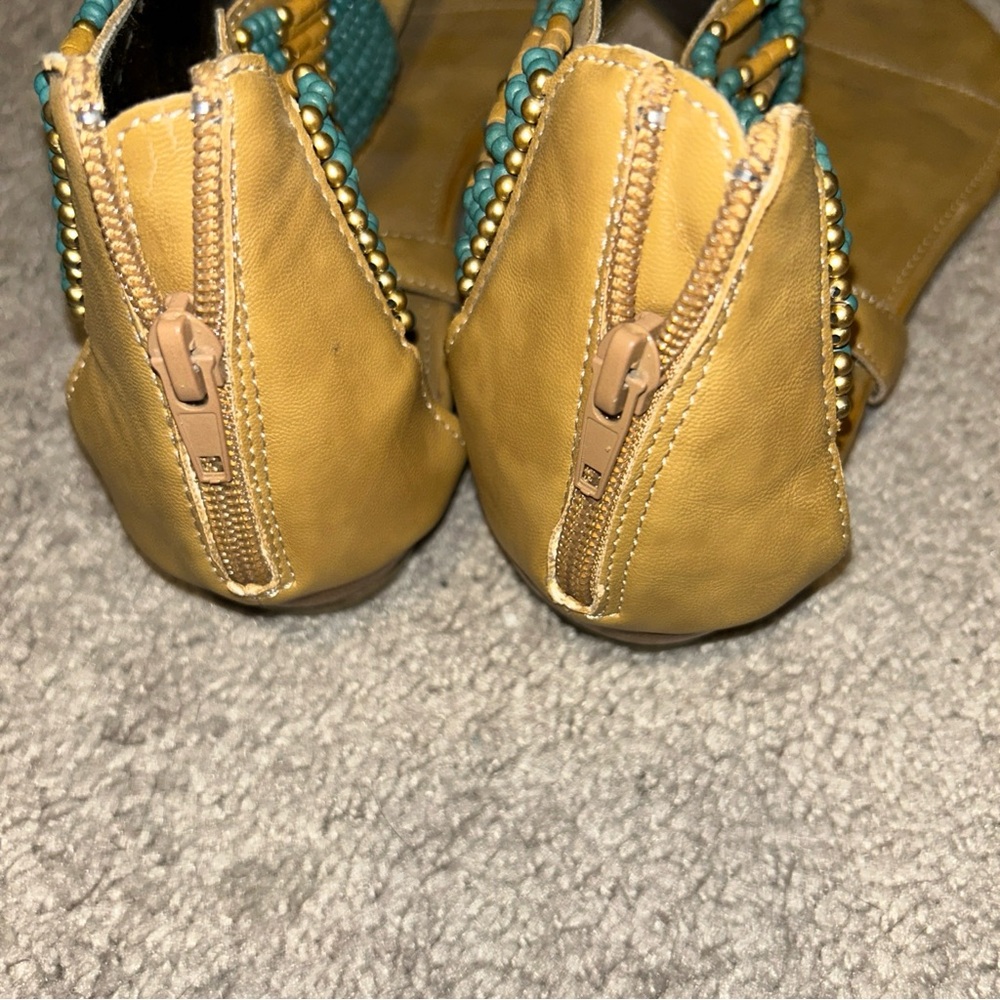 Rampage Women’s 8.5 Flat Beaded Sandals - Picture 4 of 6